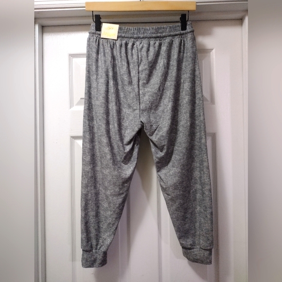 New Capri Joggers - Picture 5 of 7
